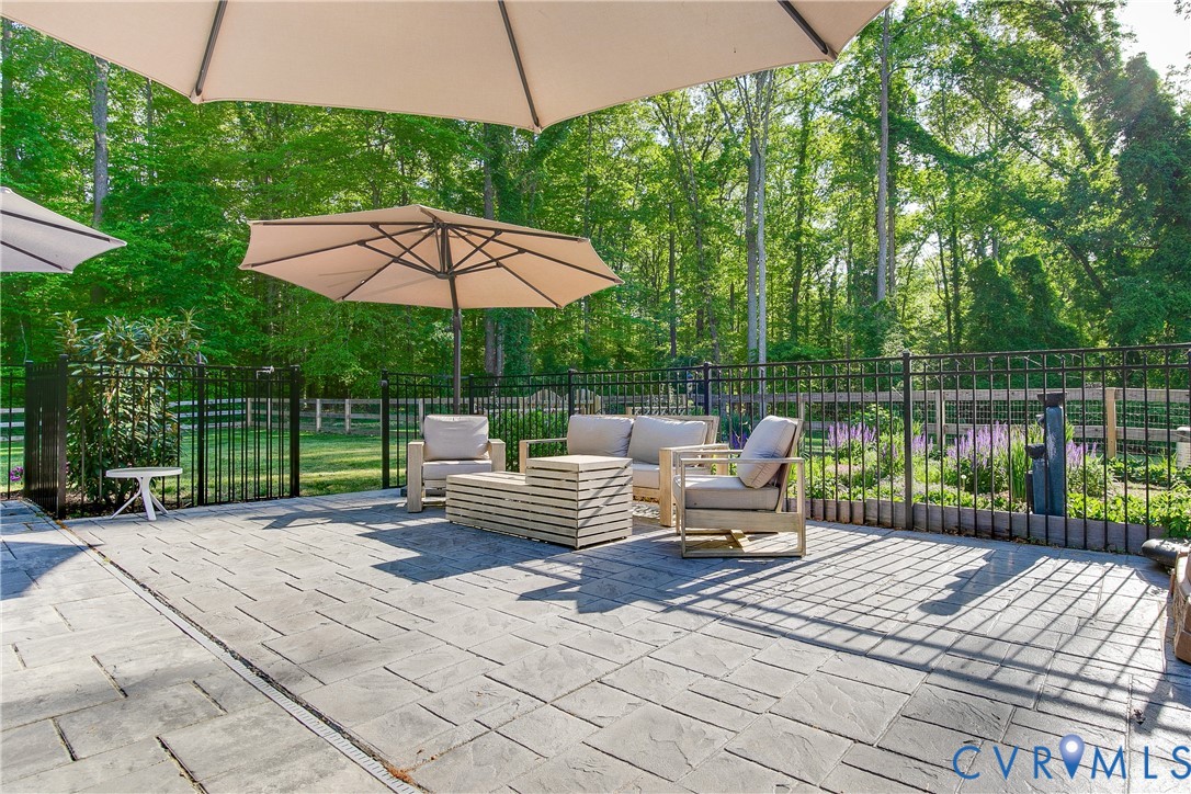 5297 Deer Beagle Ln