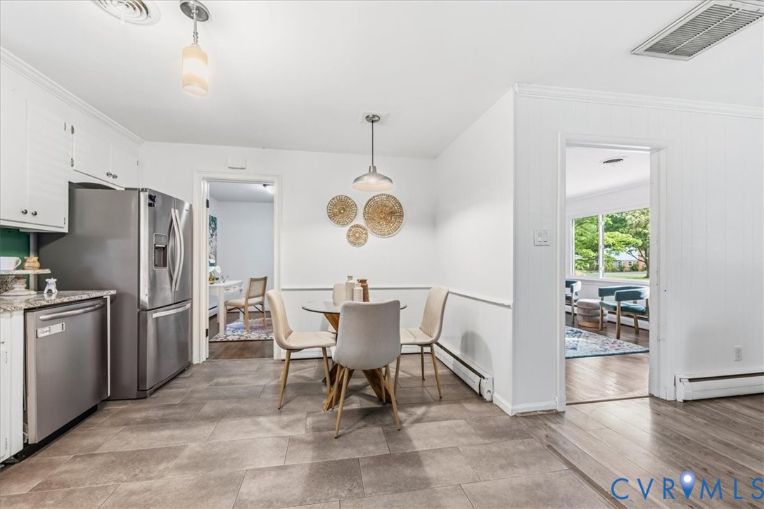 8211 Colebrook Rd
