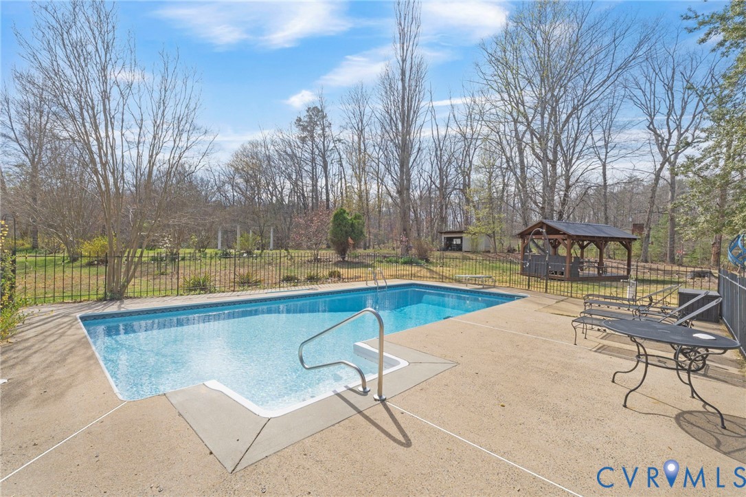 4039 Richmond Rd