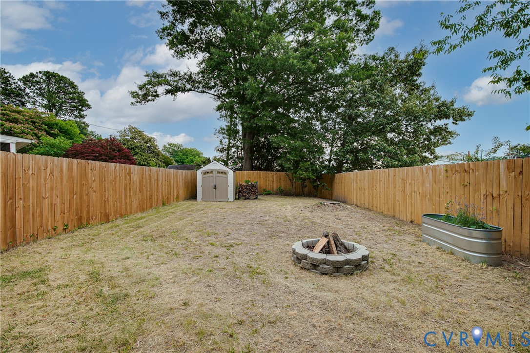 907 Granite Ave