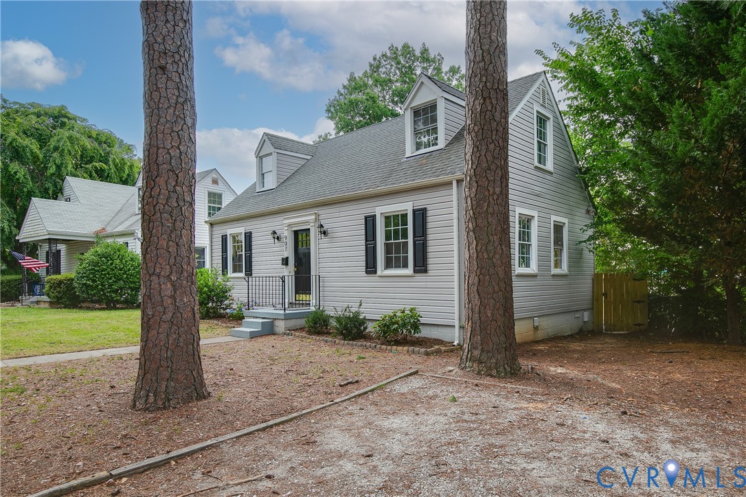 907 Granite Ave