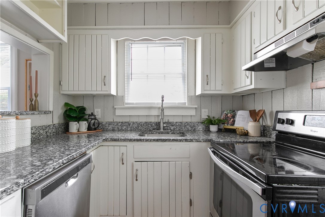 907 Granite Ave