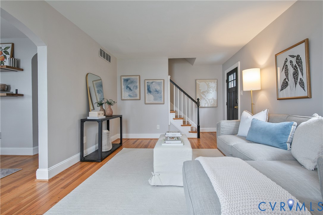 907 Granite Ave