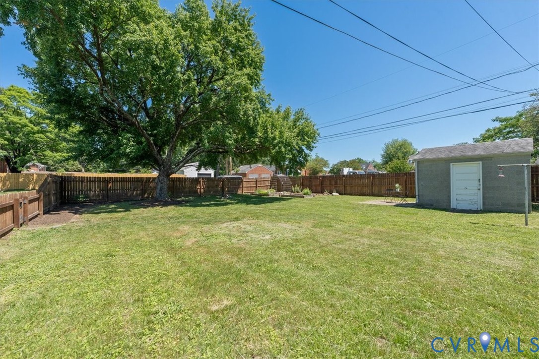 2331 Carlisle Ave