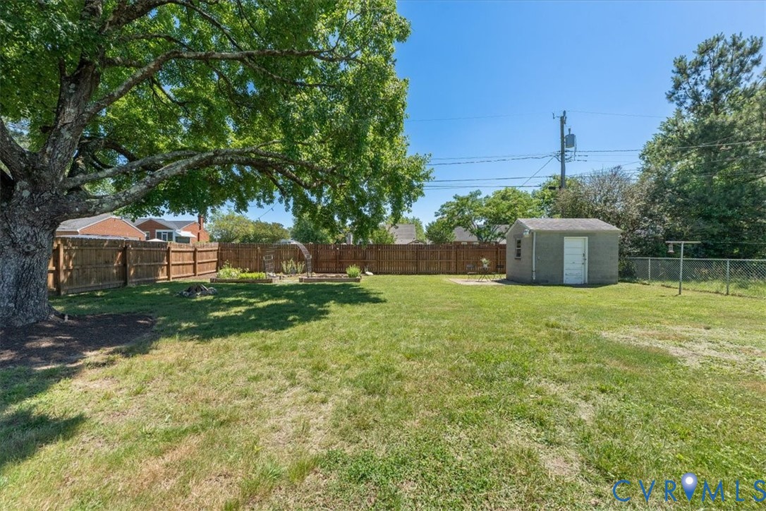 2331 Carlisle Ave
