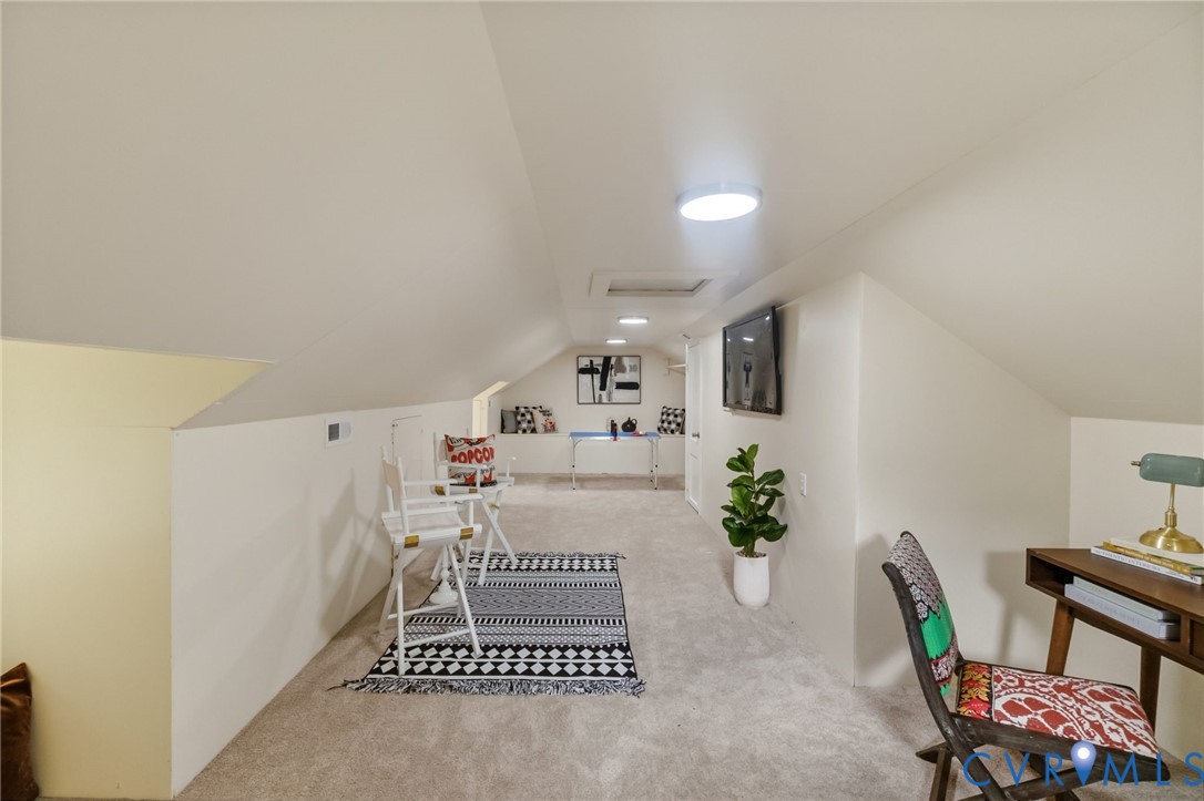 3122 Maplewood Ave