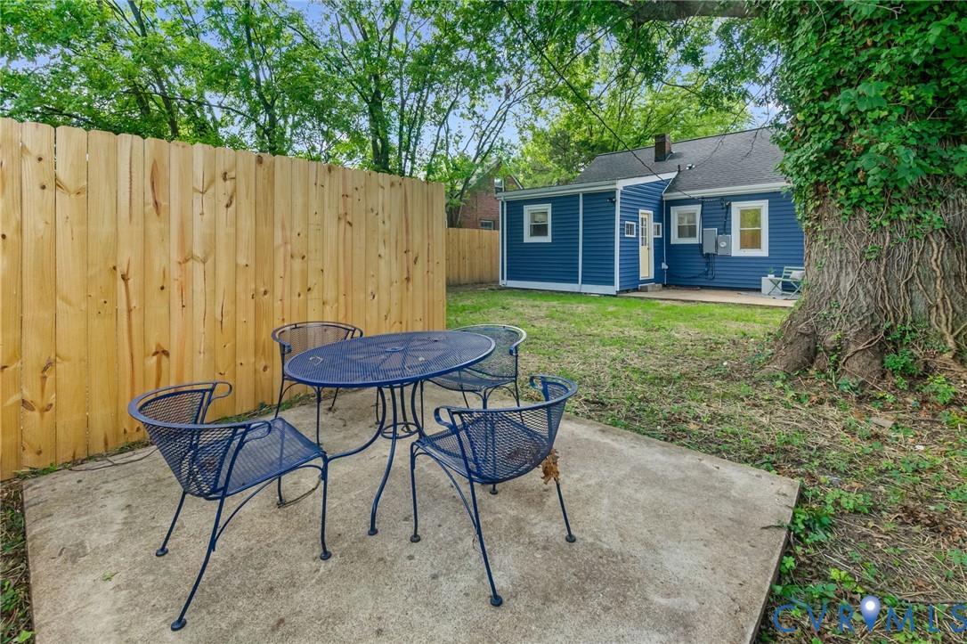 3122 Maplewood Ave