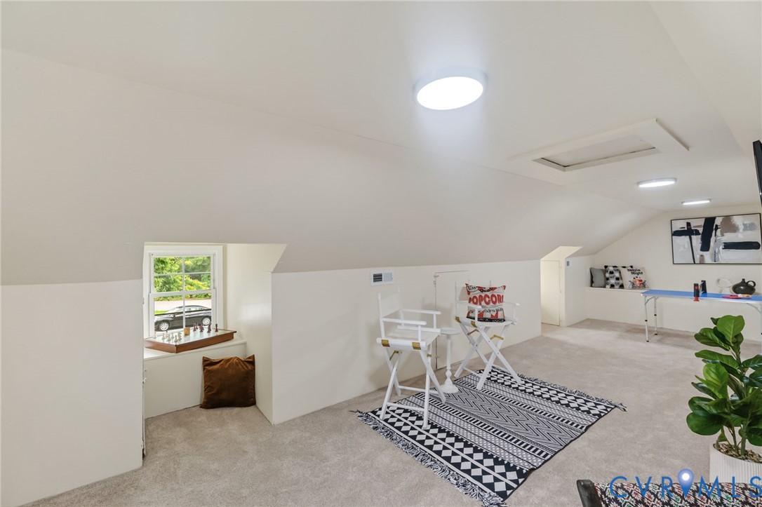 3122 Maplewood Ave