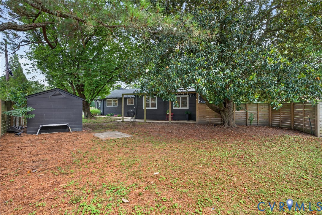 7724 Turf Ln