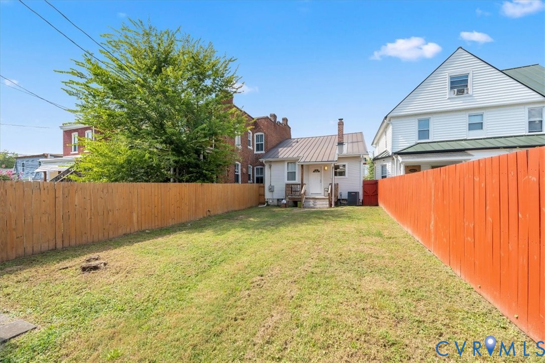 823 Chimborazo Blvd