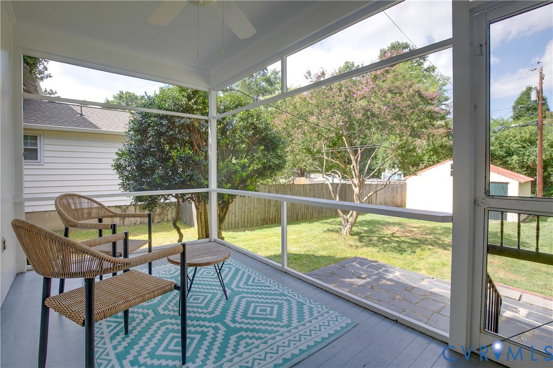 1408 Cedar Ln