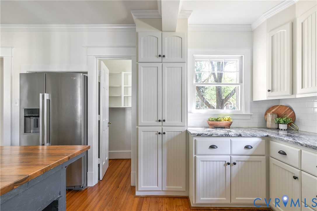 1408 Cedar Ln