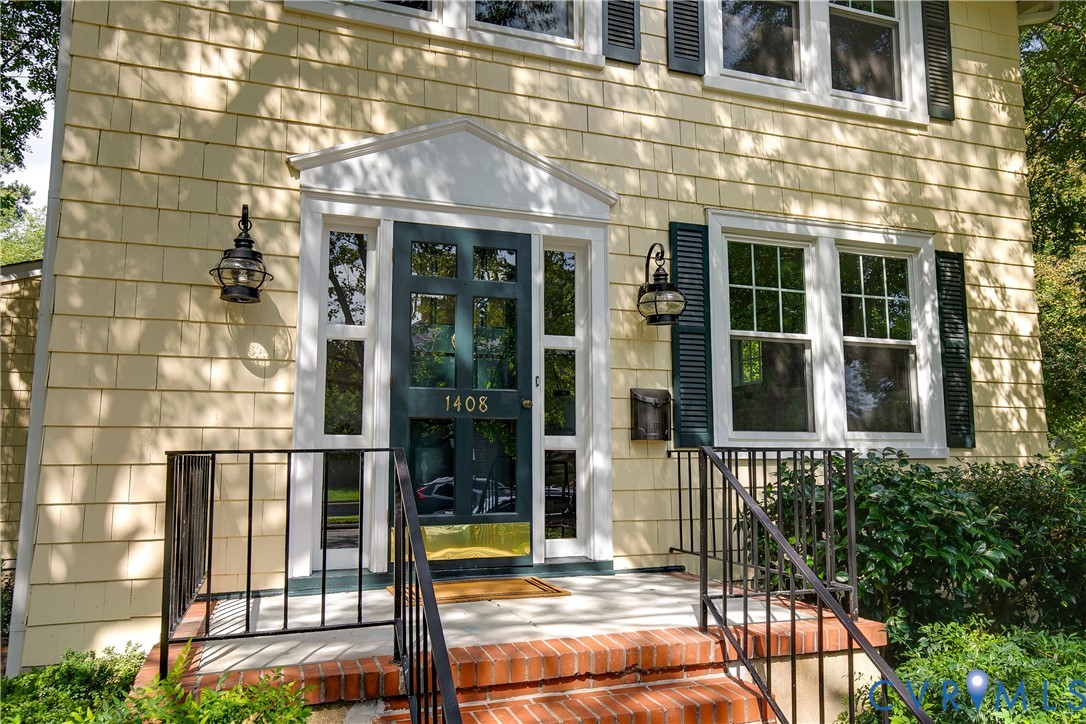 1408 Cedar Ln