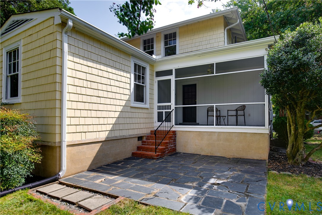 1408 Cedar Ln