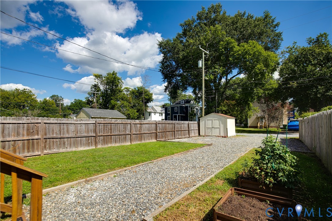 2207 2nd Ave