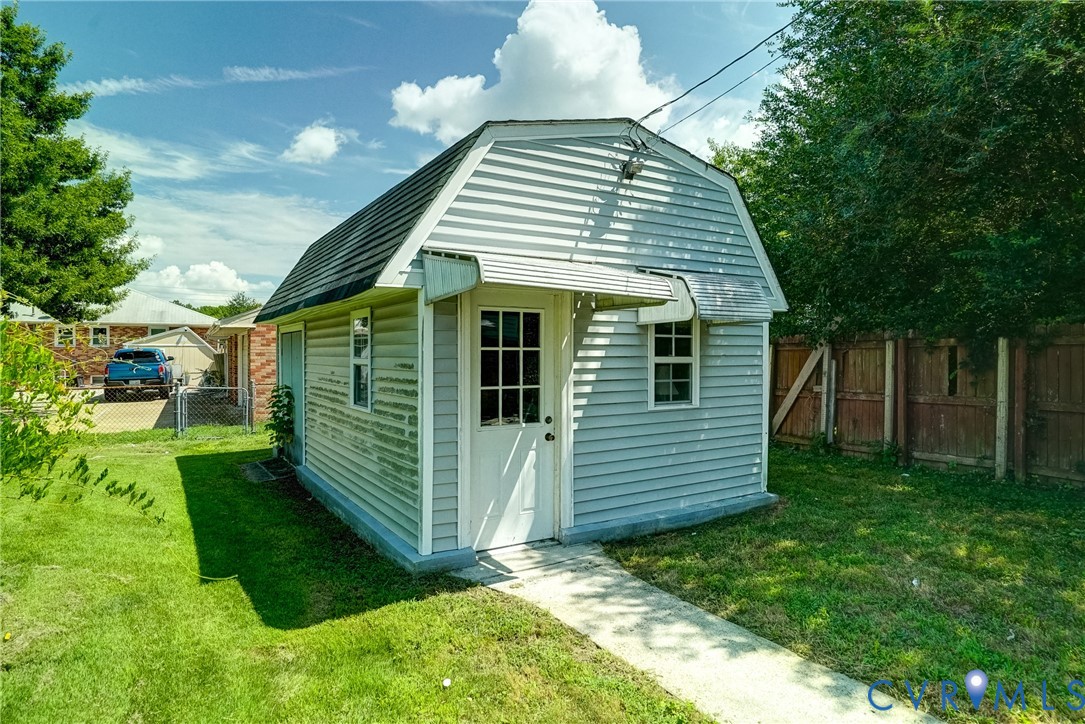 3217 Bermuda Ave