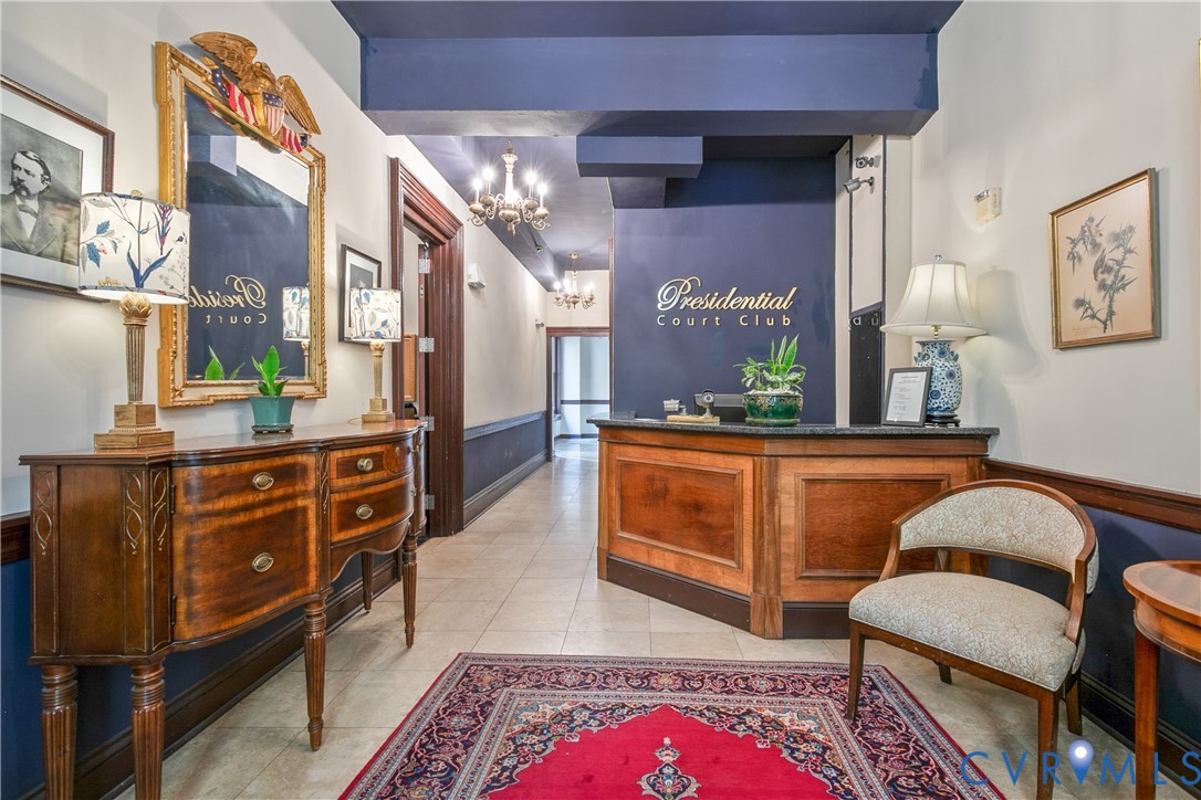 212 W Franklin St Unit#U204