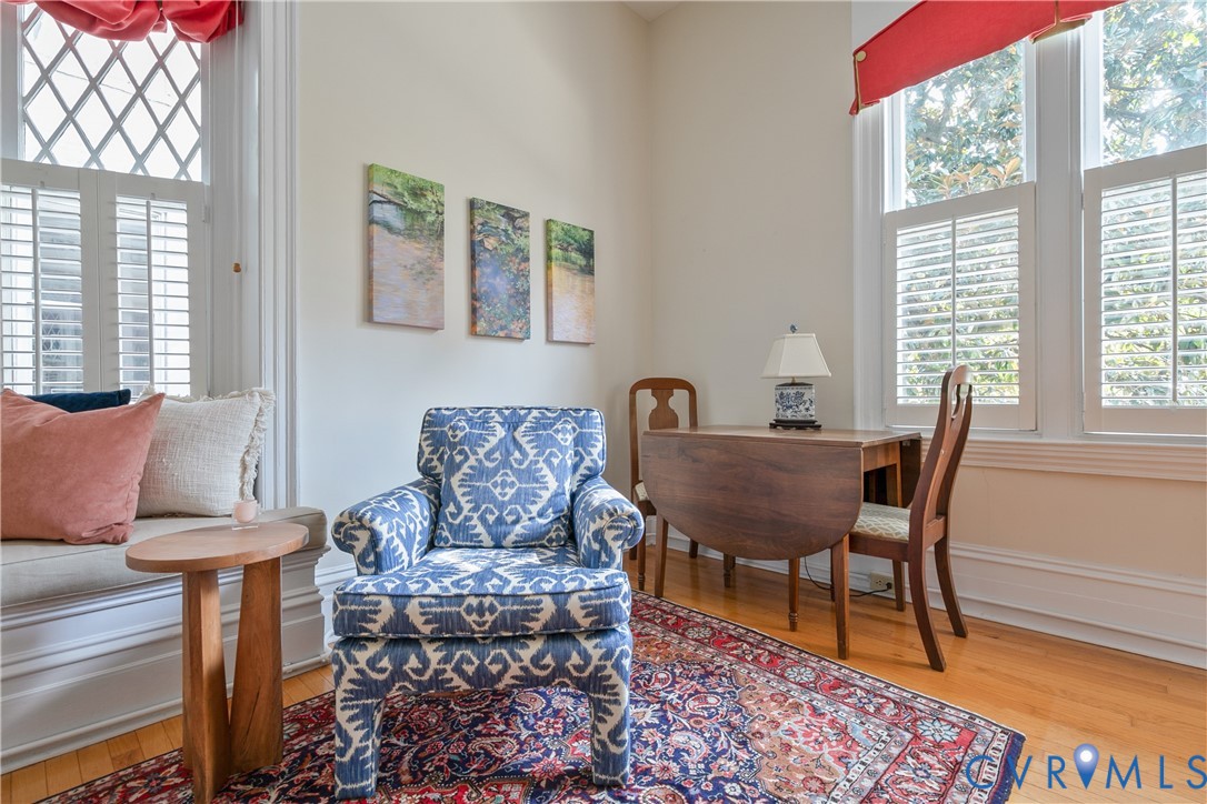 212 W Franklin St Unit#U204