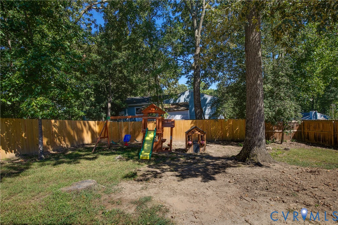 1725 Mountain Pine Blvd