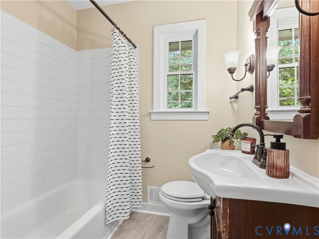 7539 Cherokee Rd