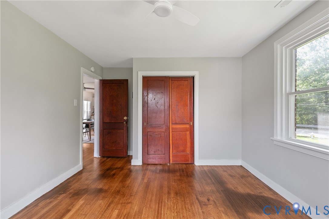 1355 Evergreen Ave