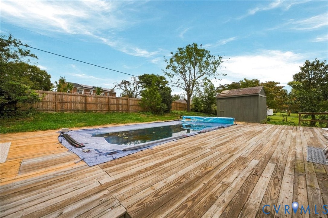 324 Flicker Dr