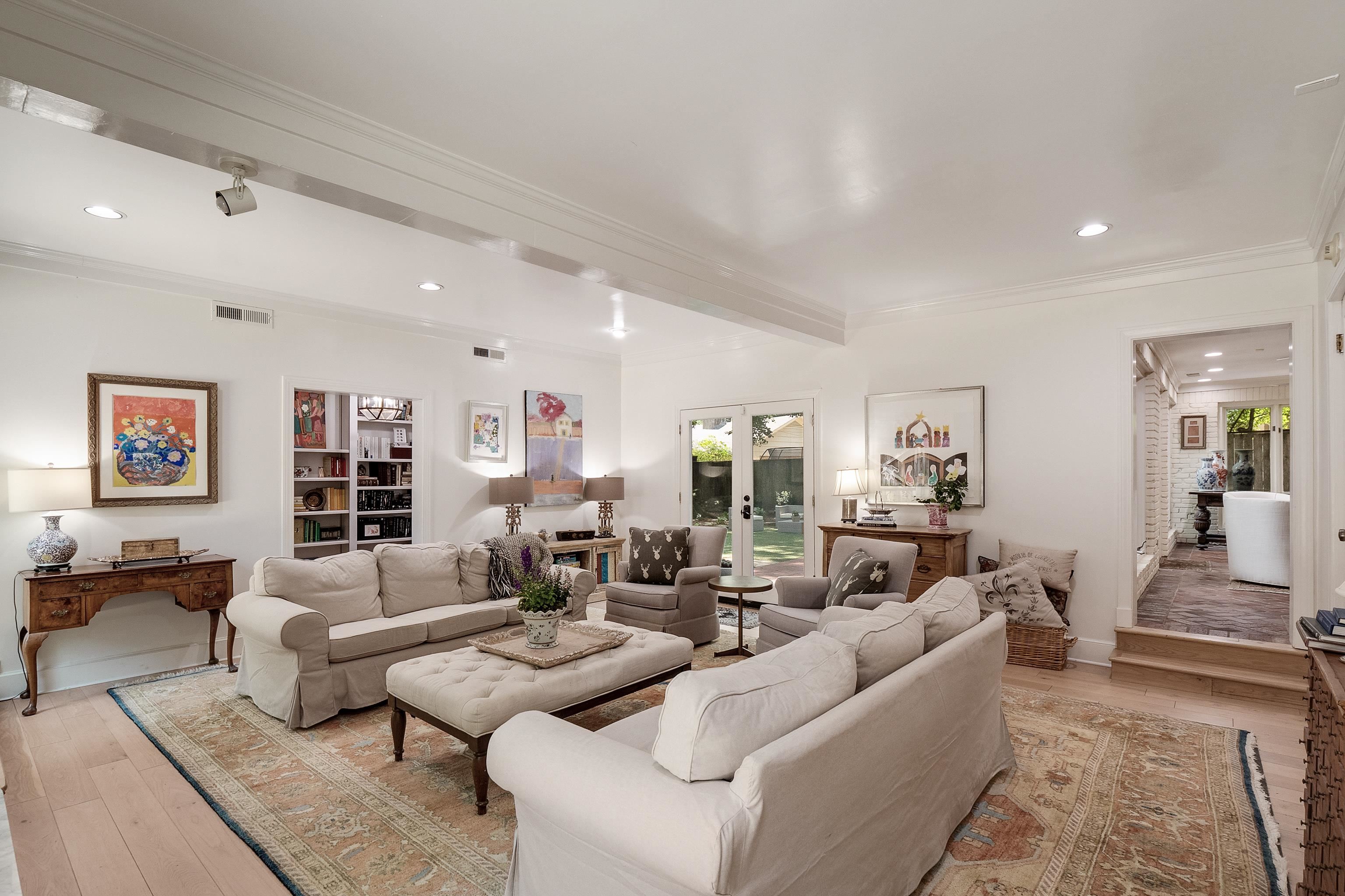 238 LOMBARDY RD