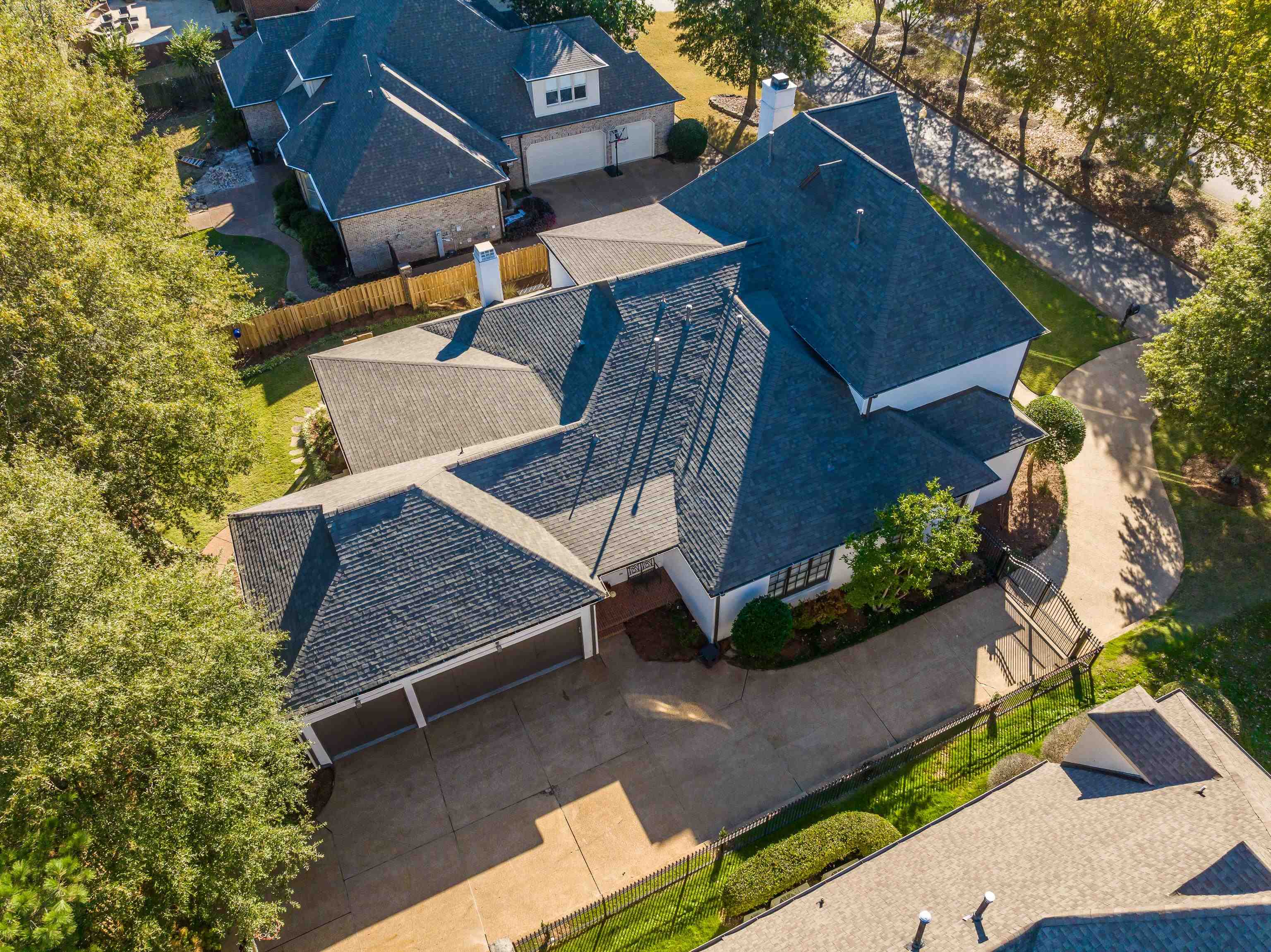 3180 DEVONSHIRE WAY