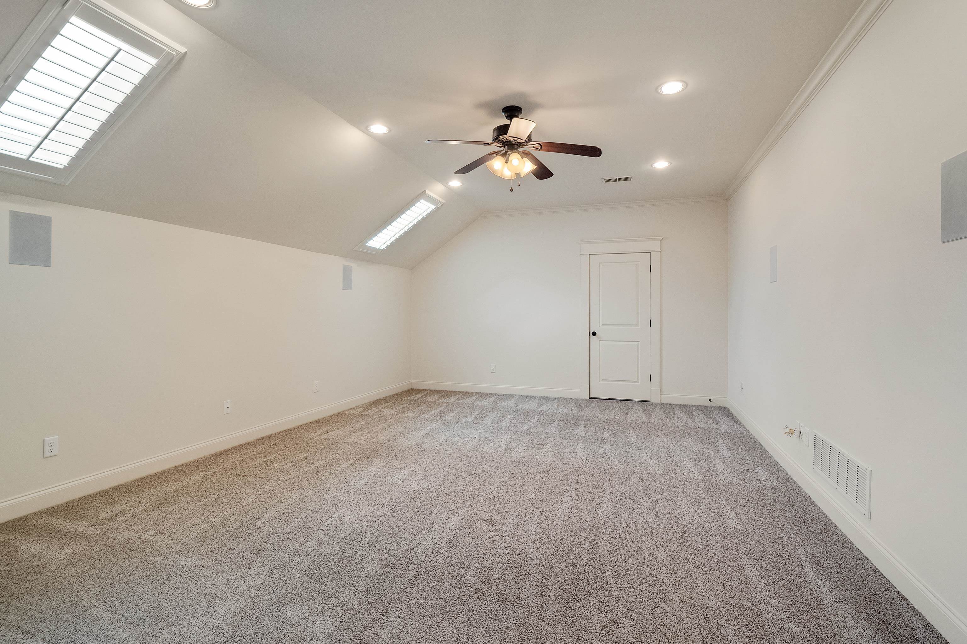 9096 STEEDHAM LN
