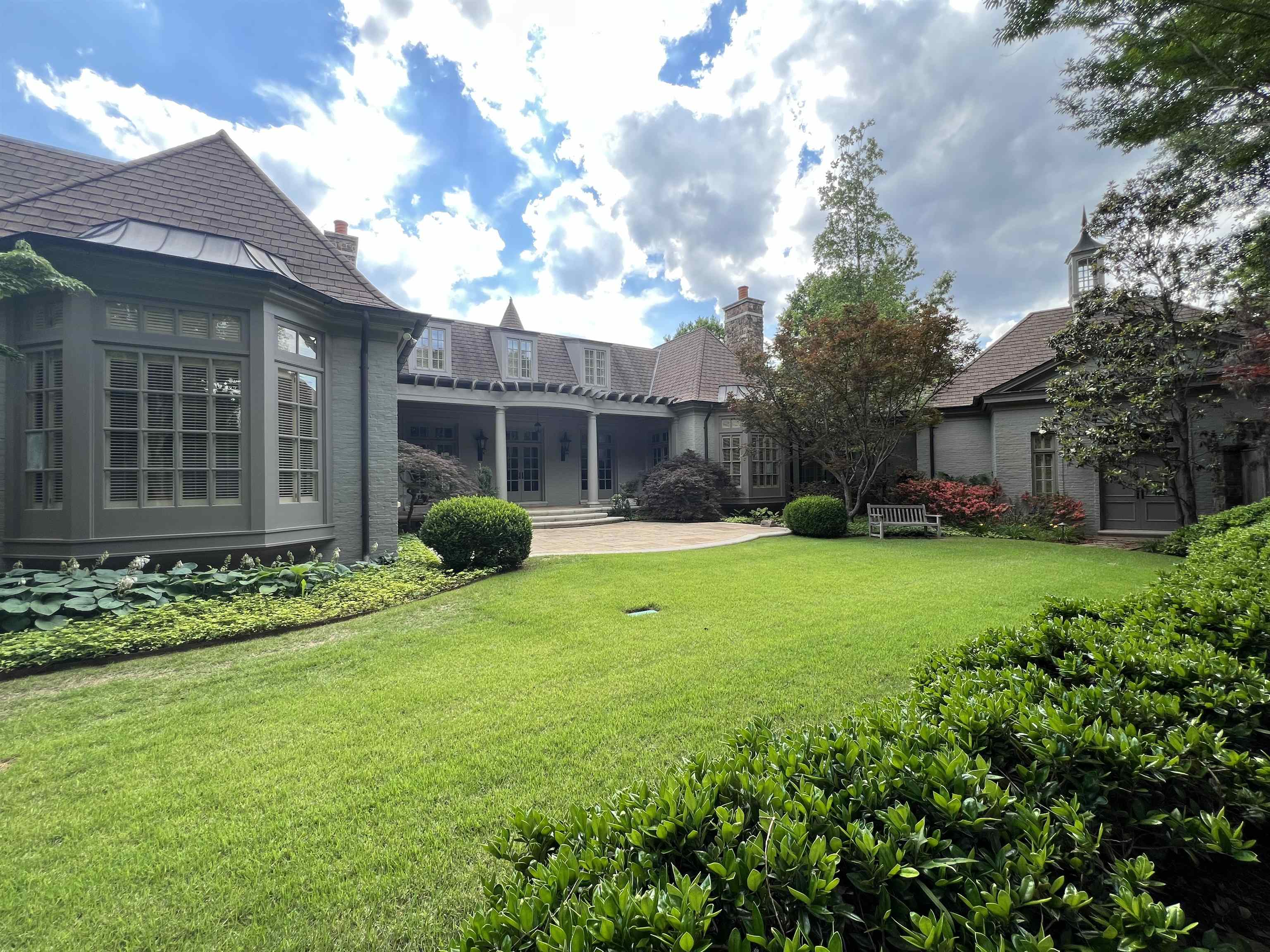 154 CLOISTER GREEN CV