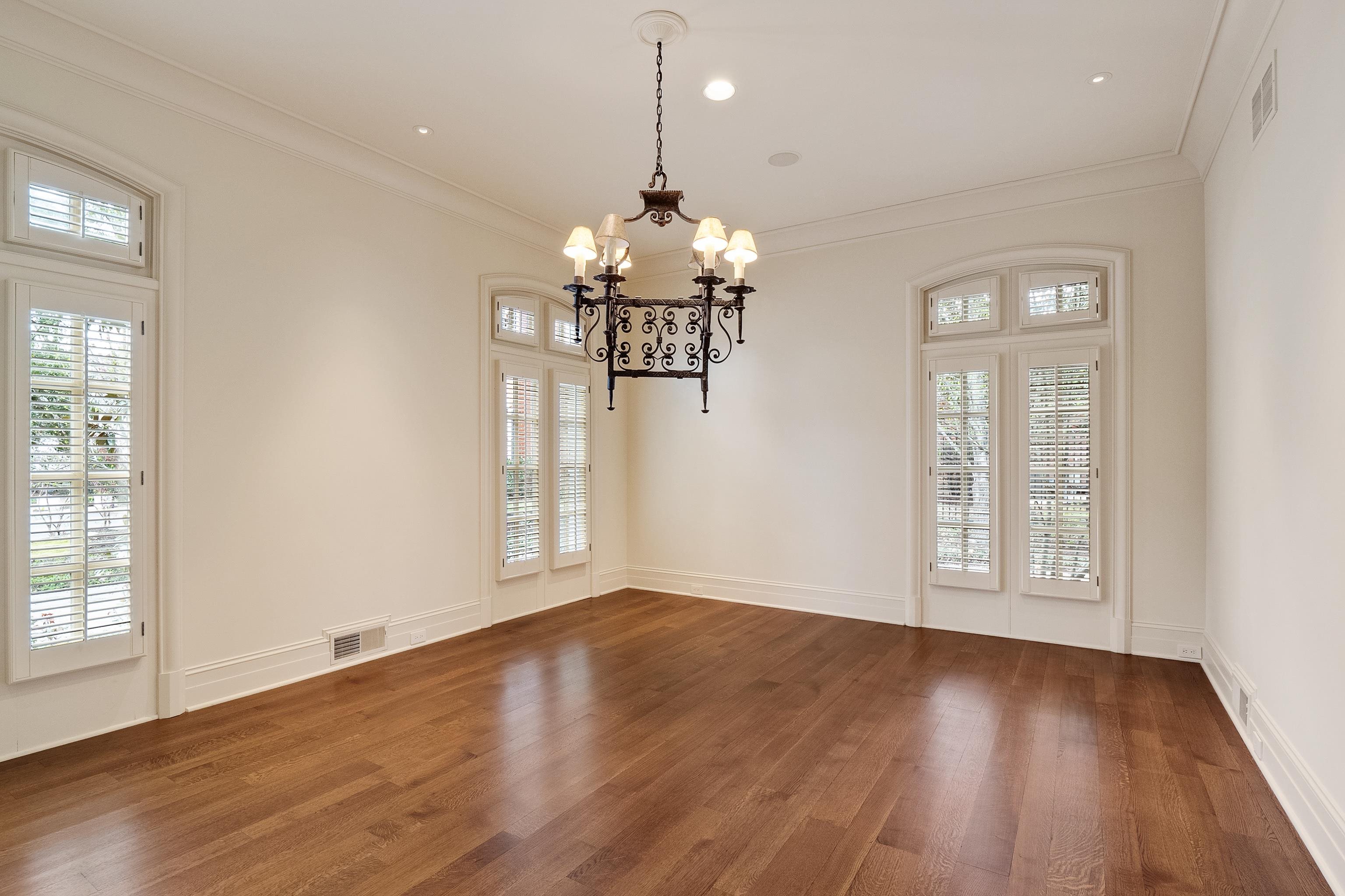 154 CLOISTER GREEN CV