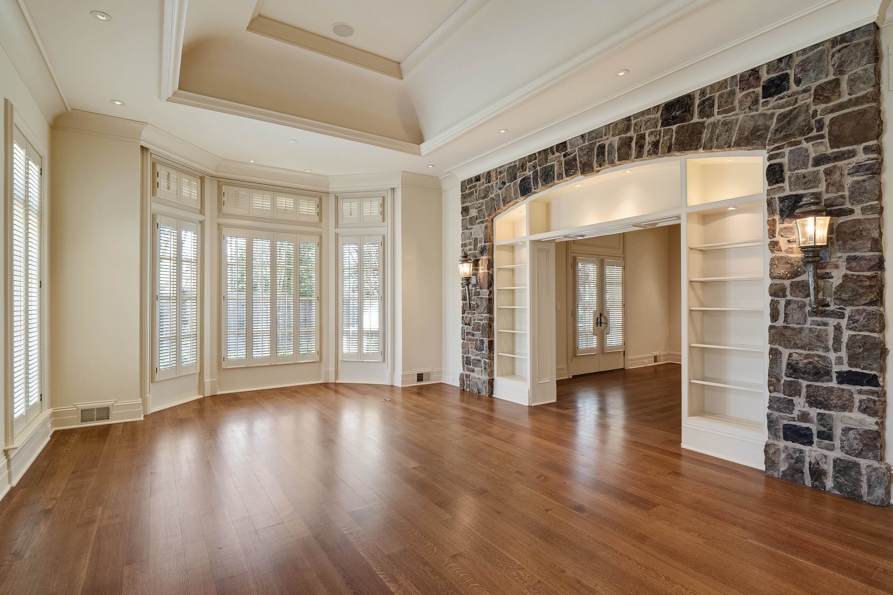 154 CLOISTER GREEN CV