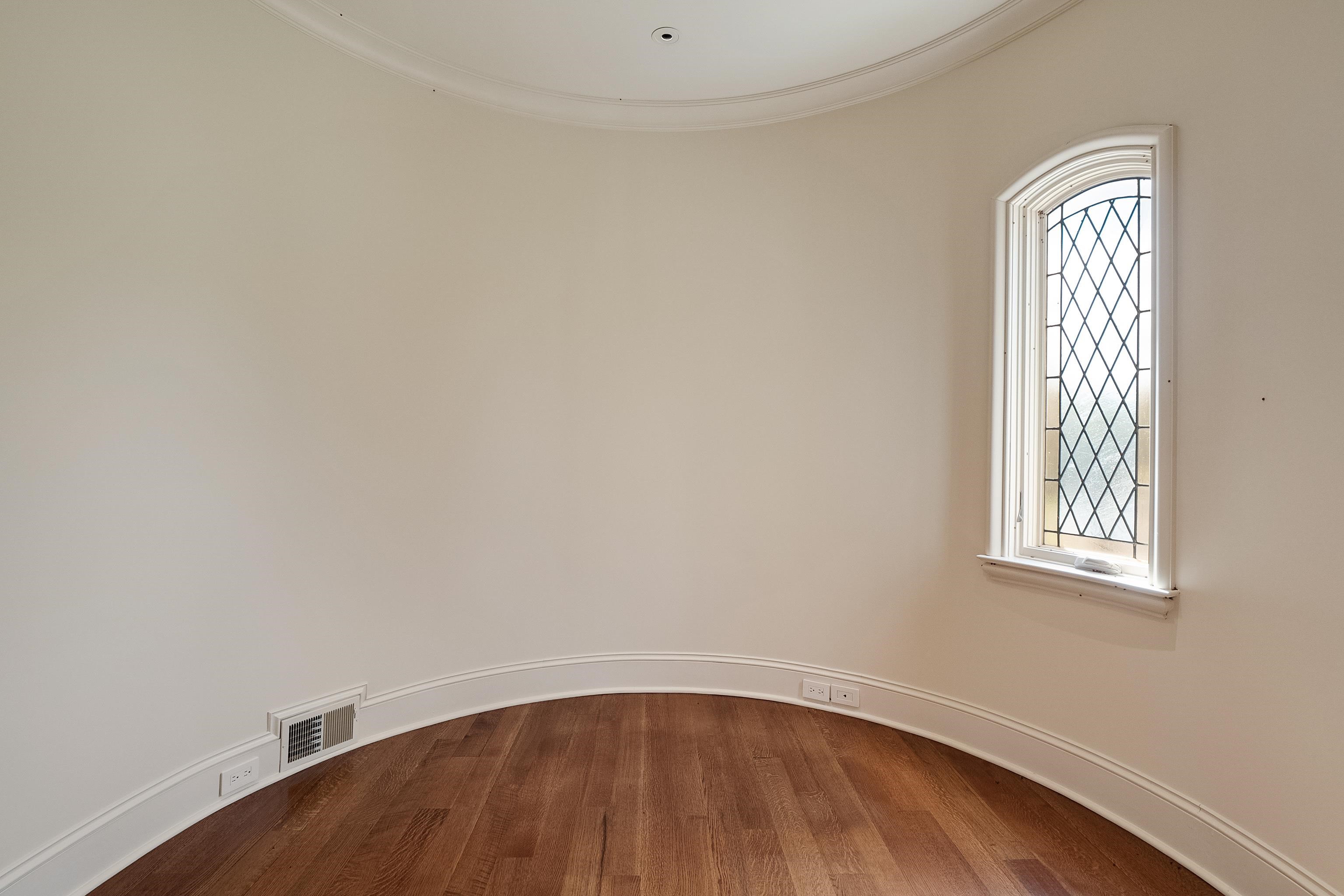 154 CLOISTER GREEN CV