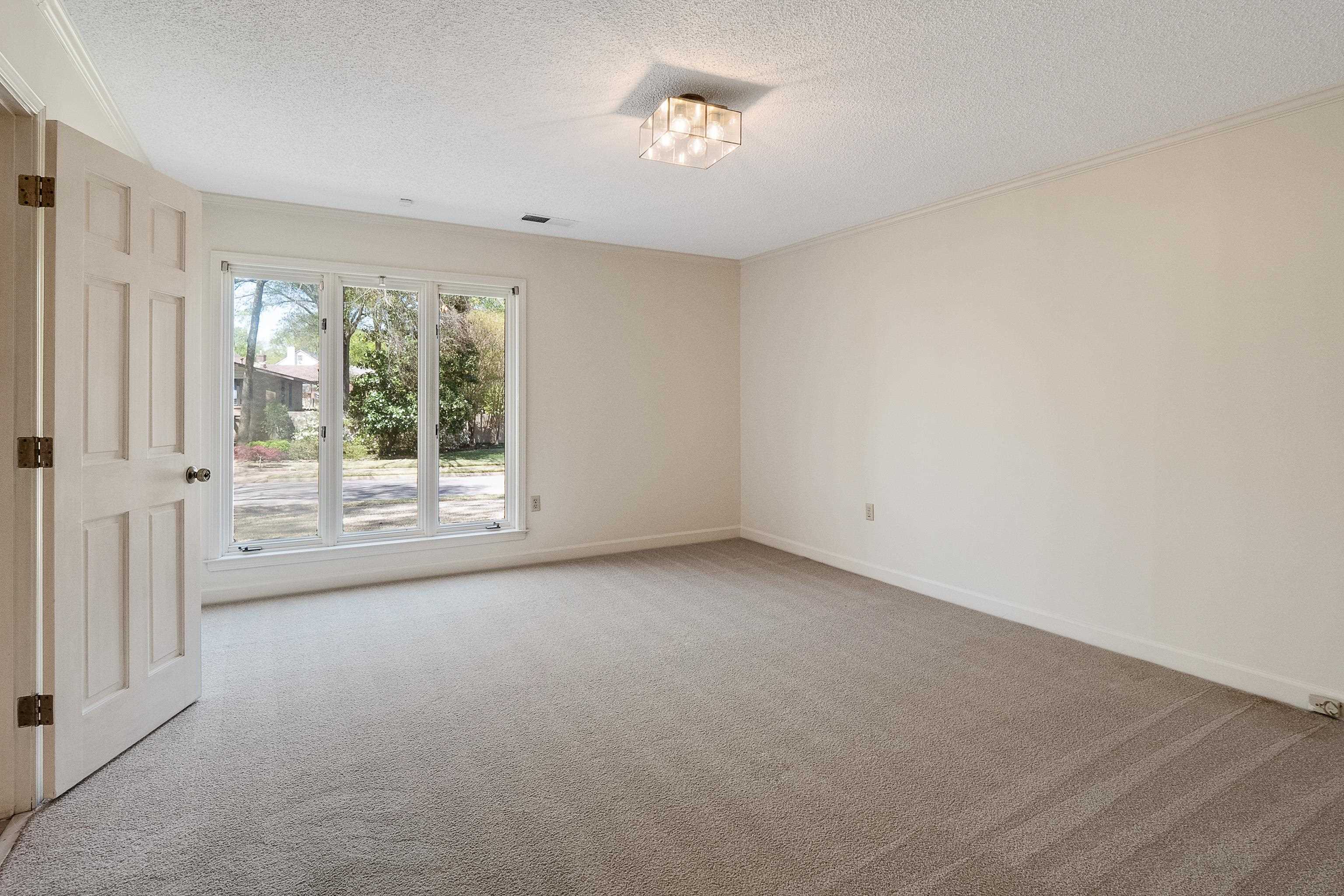 6711 WILD BERRY LN
