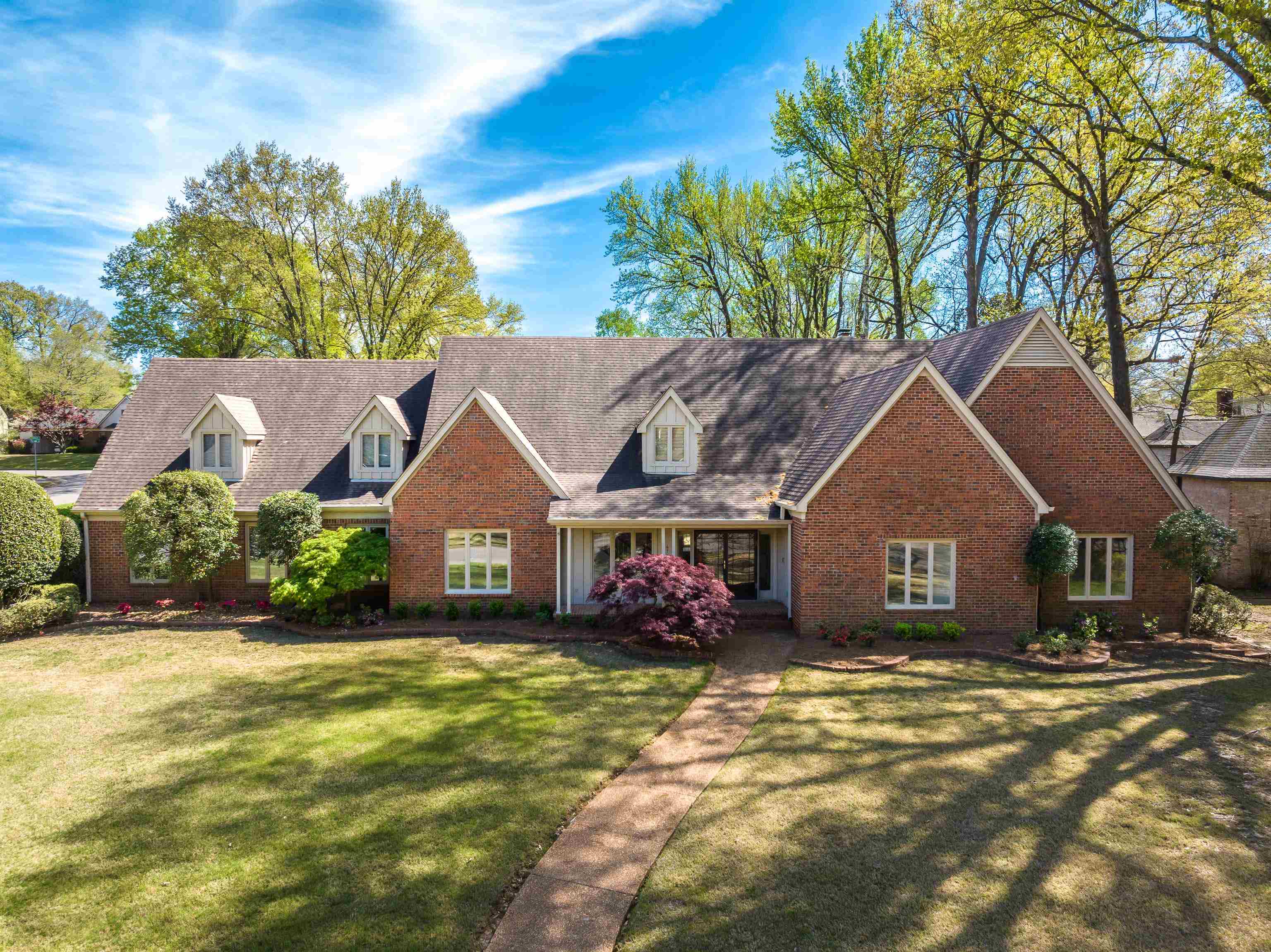 6711 WILD BERRY LN