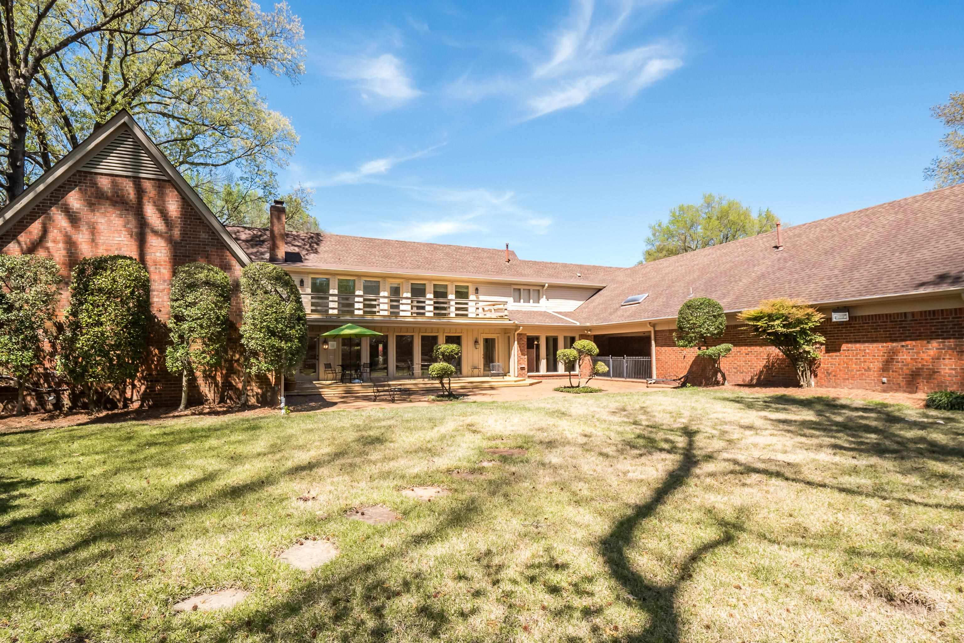 6711 WILD BERRY LN