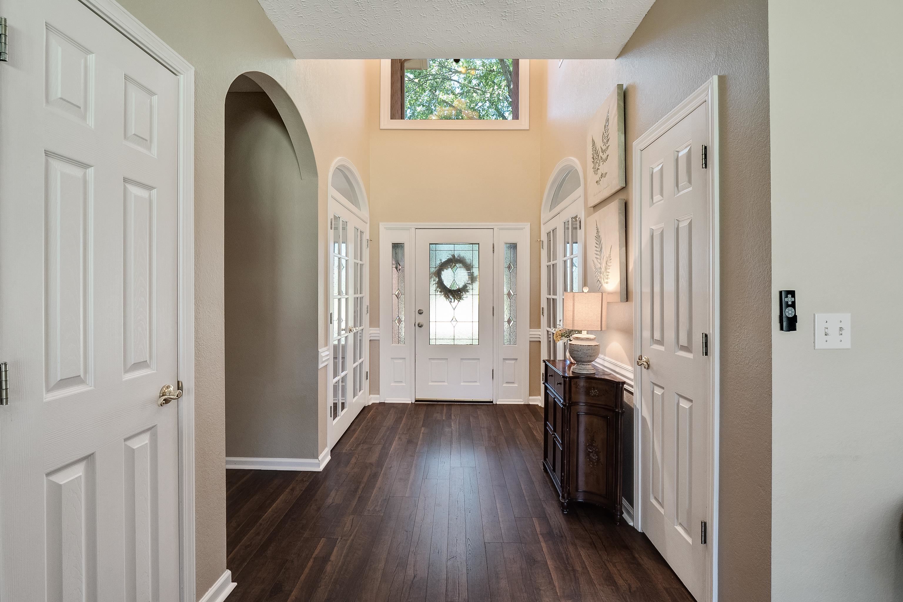 741 TWIN LEAF DR