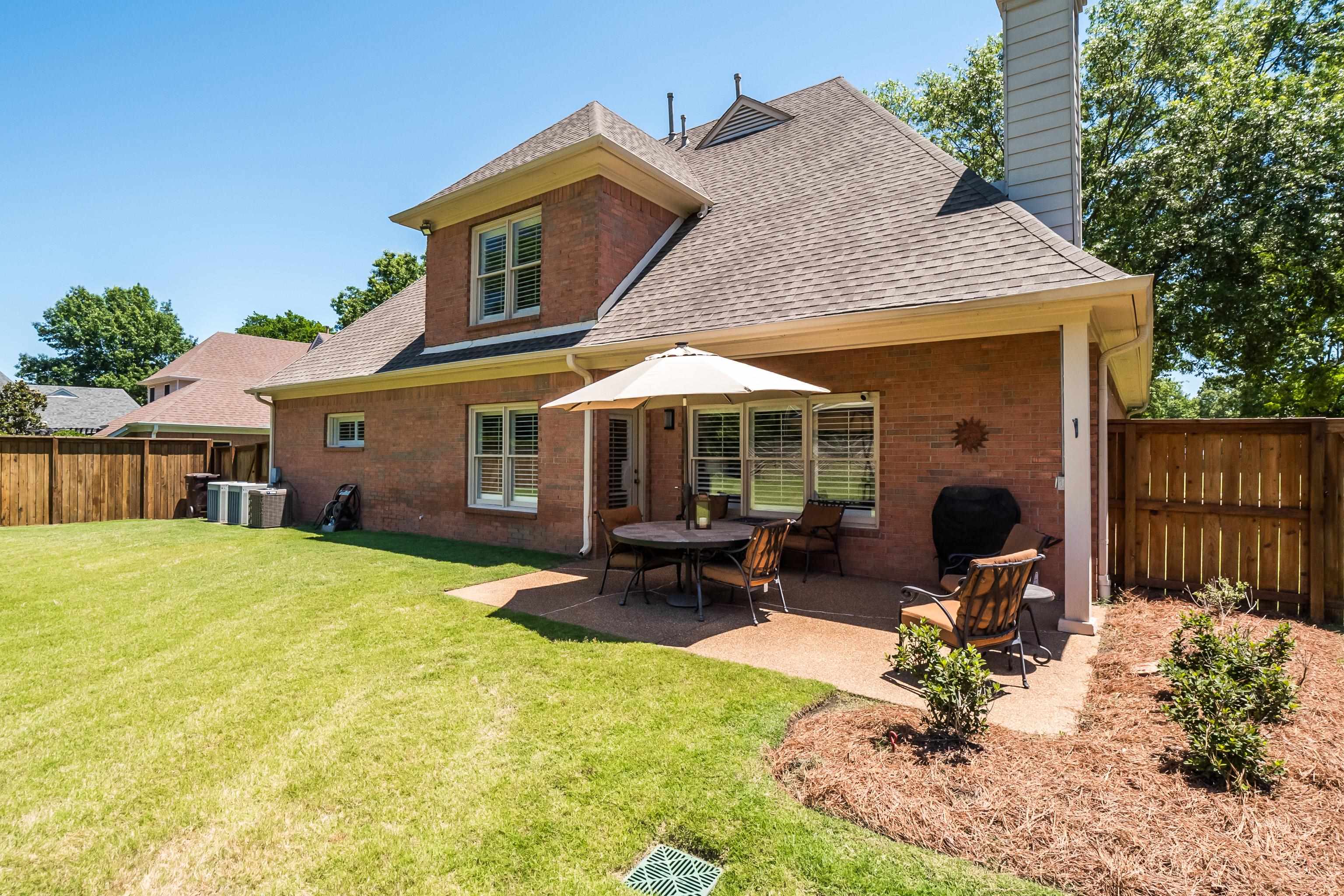 741 TWIN LEAF DR