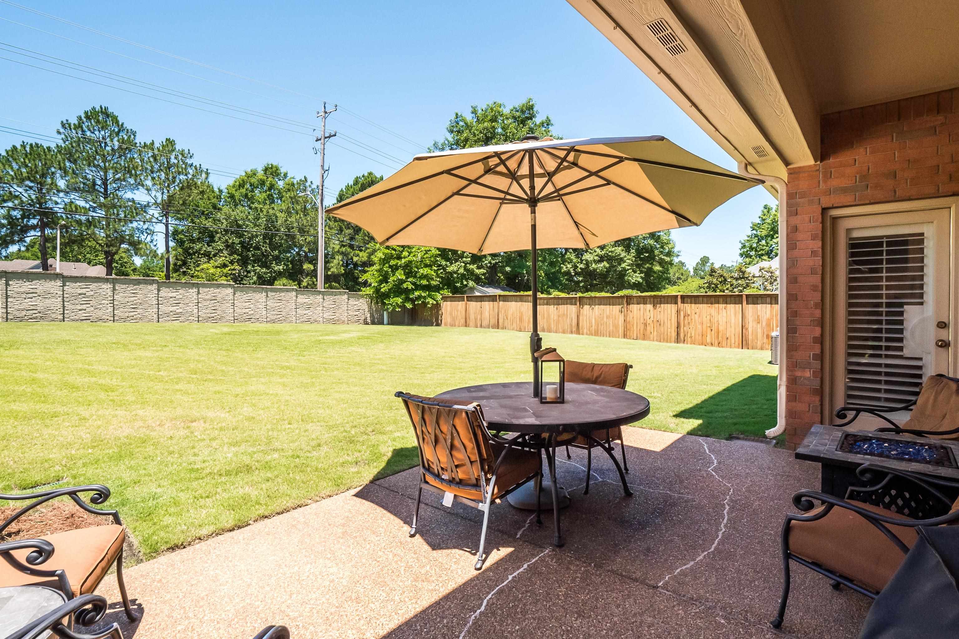 741 TWIN LEAF DR