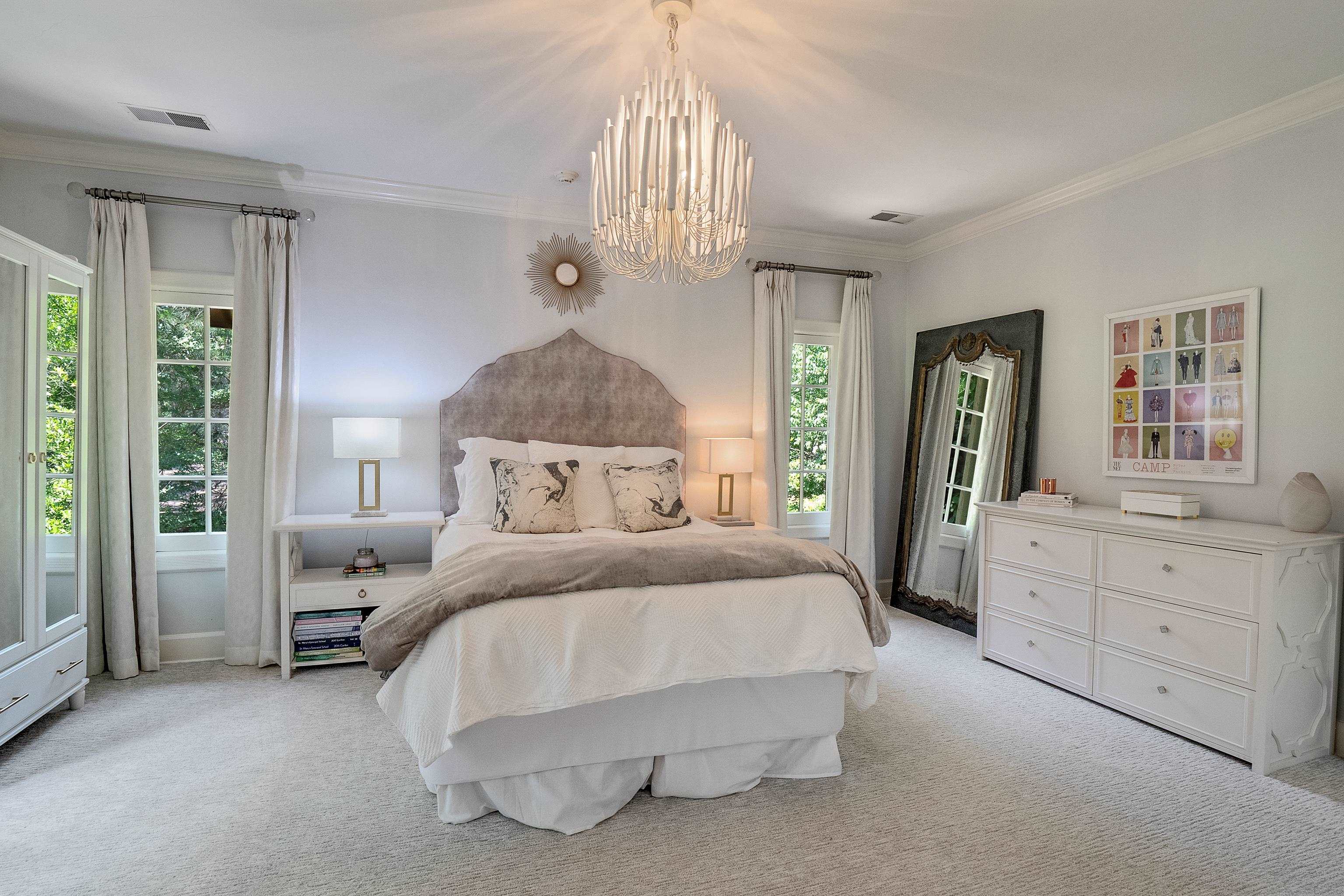 260 W CHERRY CIR