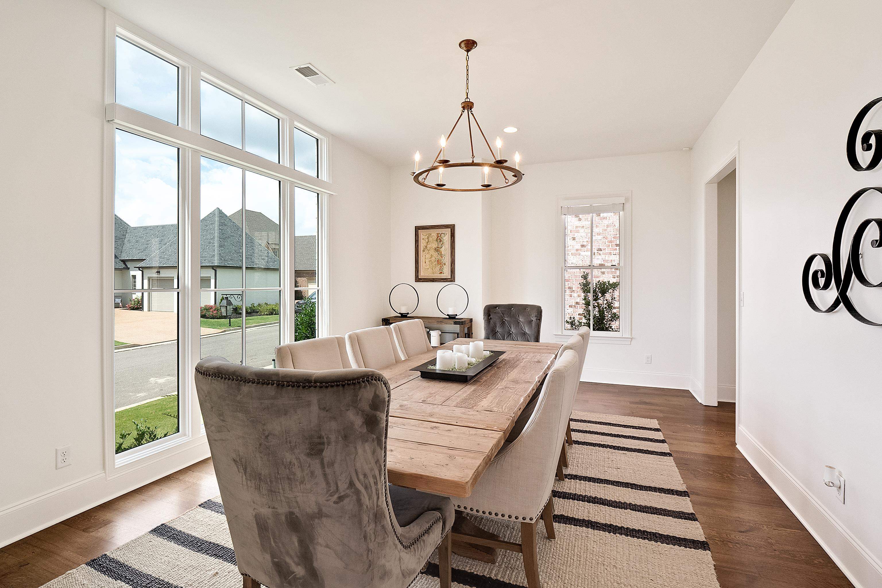 6590 CORINNE OAK CV