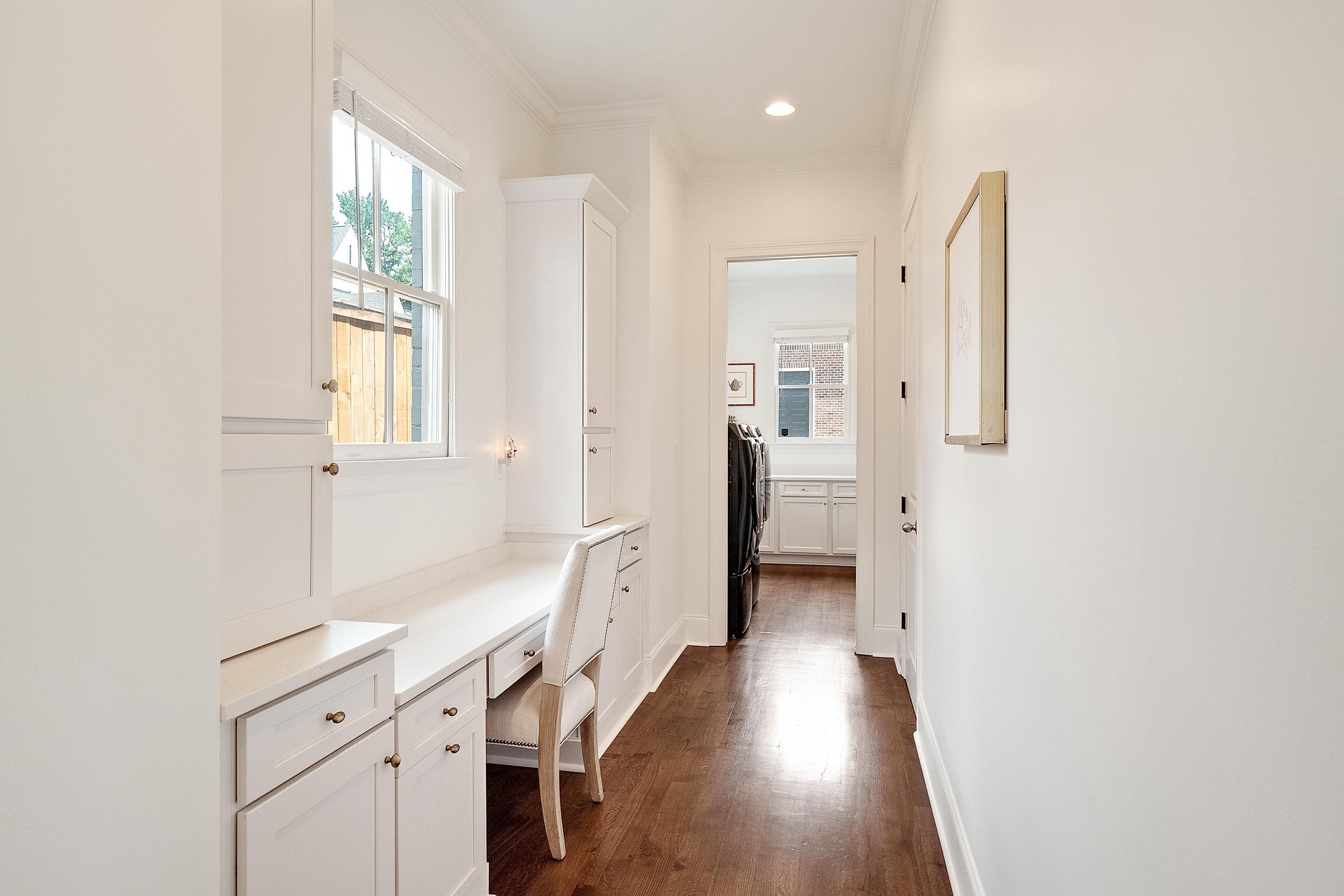 6590 CORINNE OAK CV