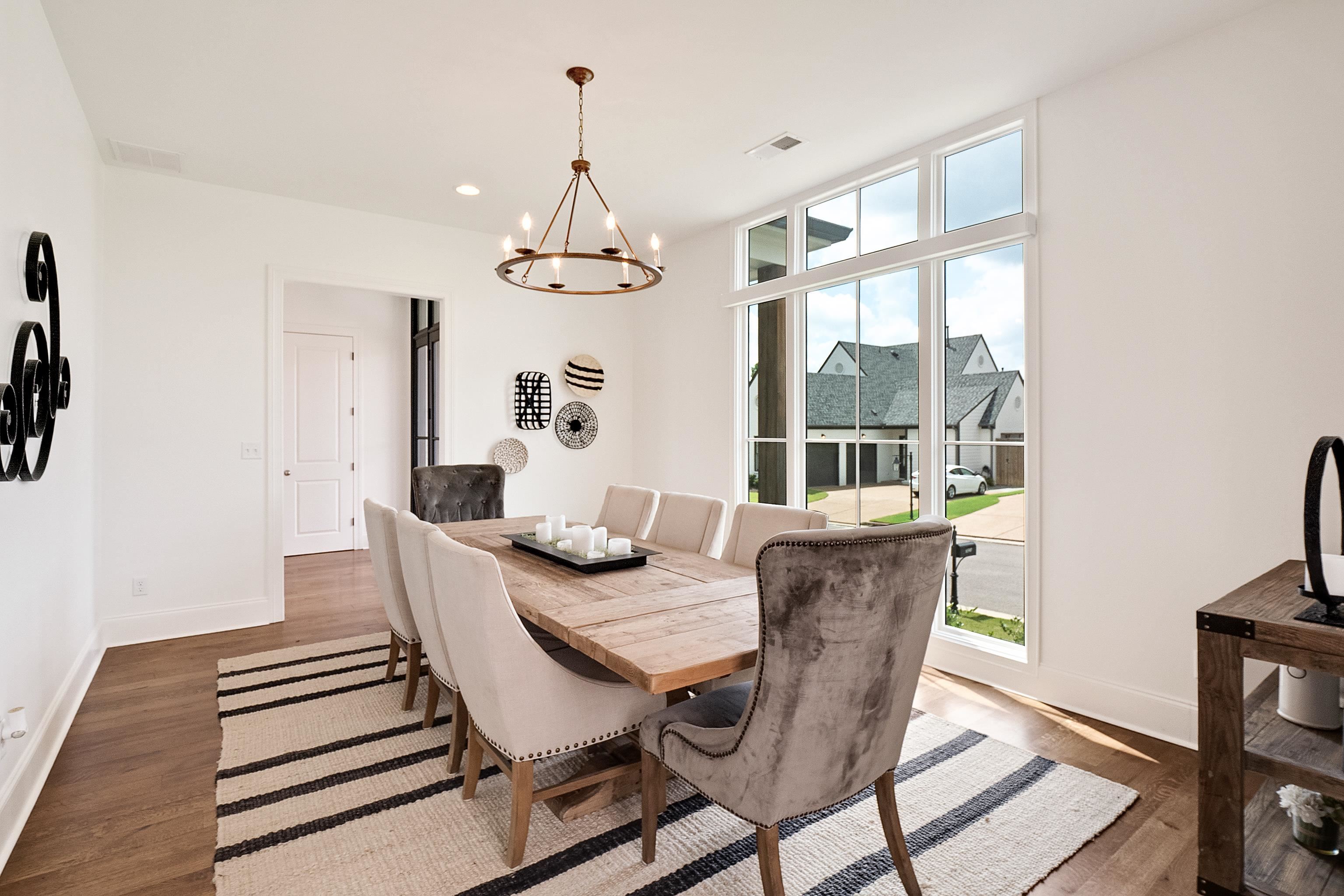 6590 CORINNE OAK CV