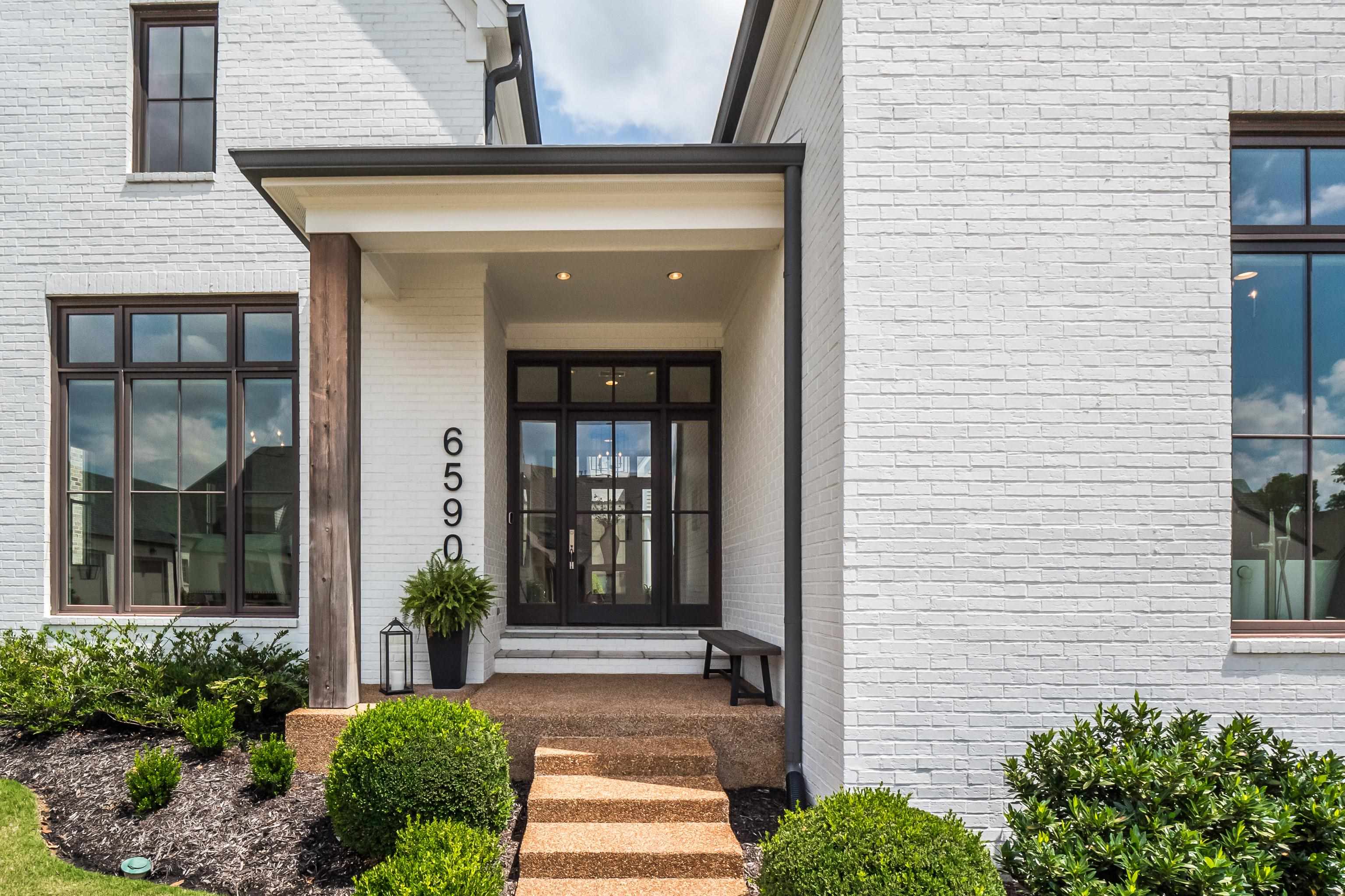 6590 CORINNE OAK CV