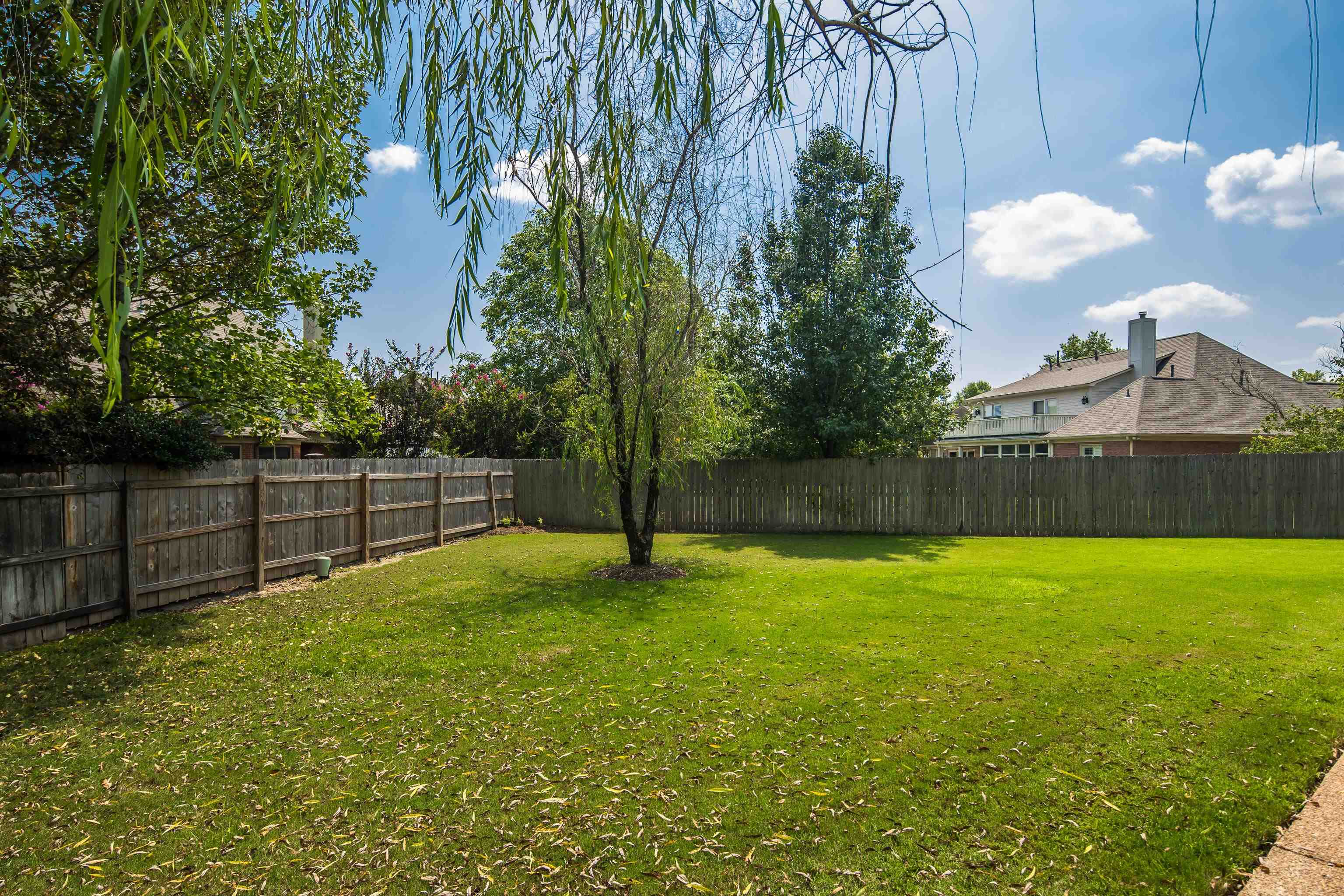 9355 GRESHAM CV