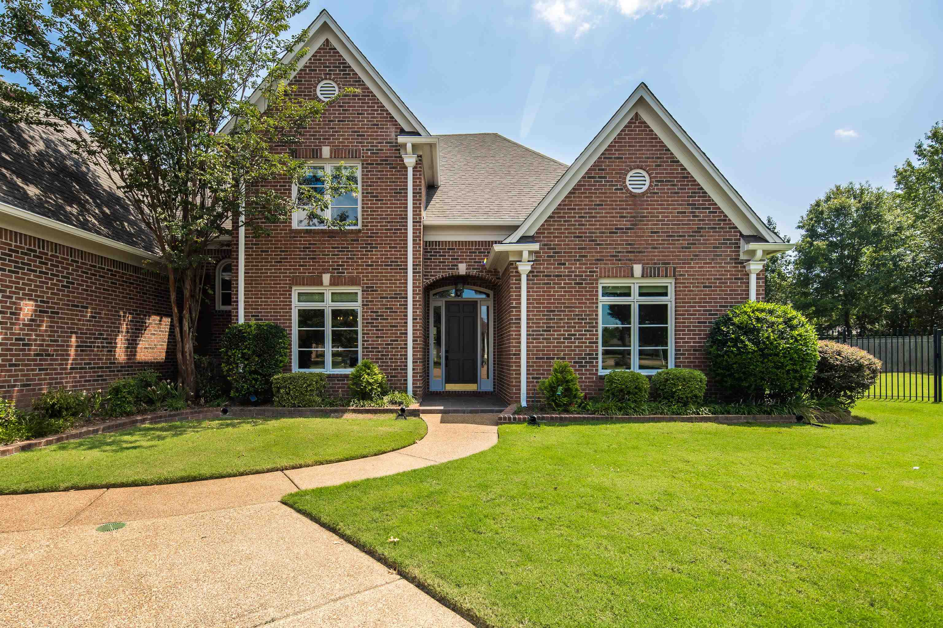9355 GRESHAM CV