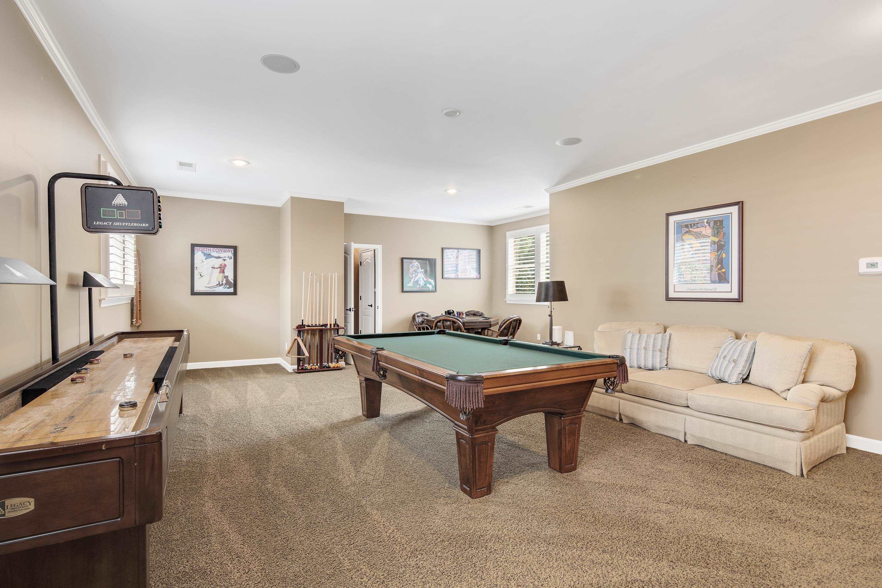 2397 LENNOX DR