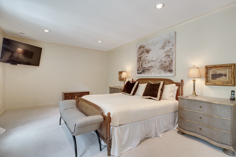 2359 MONT ALBAN CV