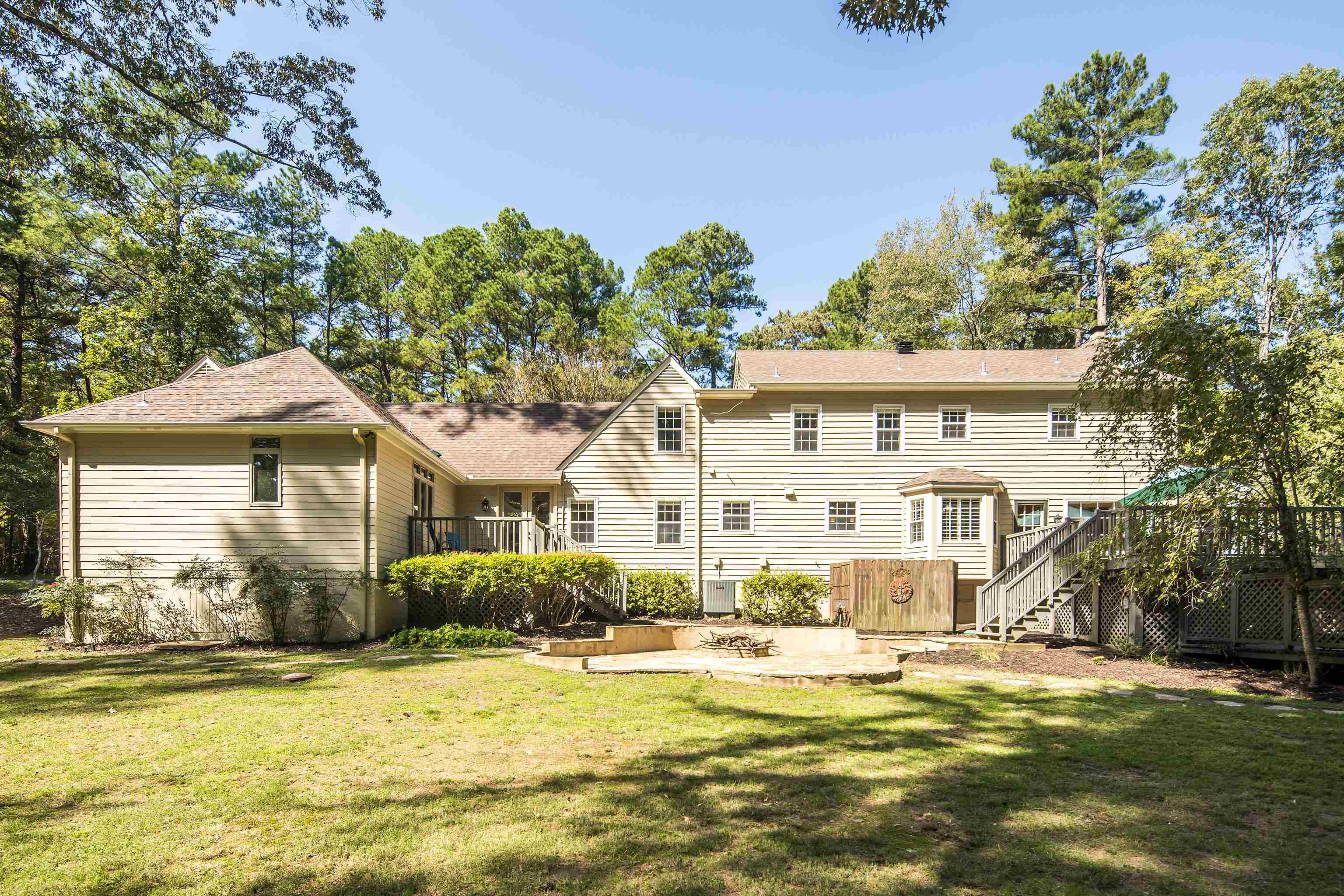 10935 MONTEREY RD