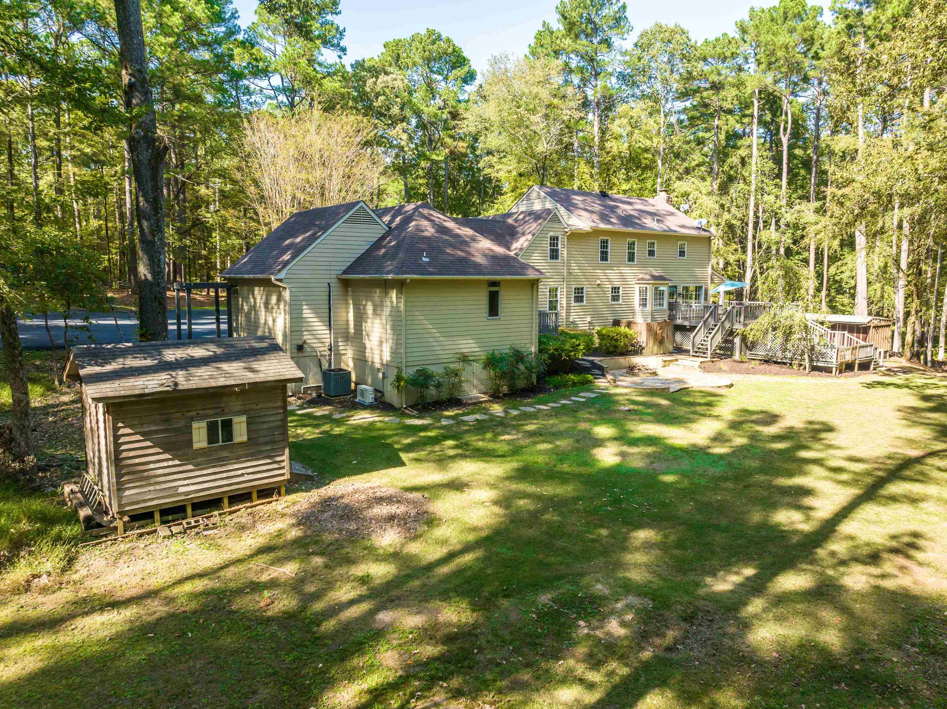 10935 MONTEREY RD